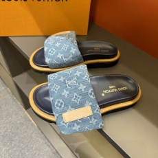 Louis Vuitton Slippers